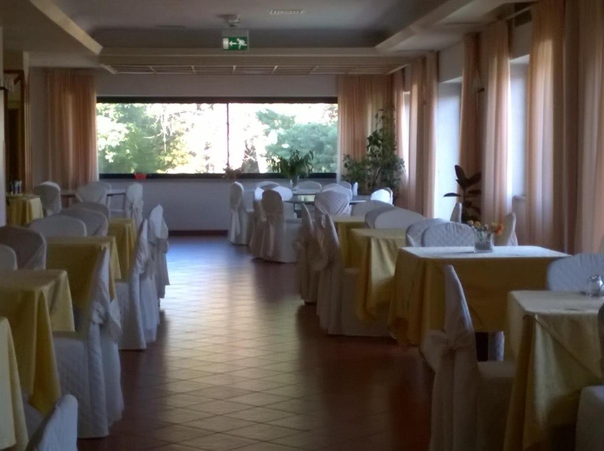 Hotel Du Parc Атри Экстерьер фото